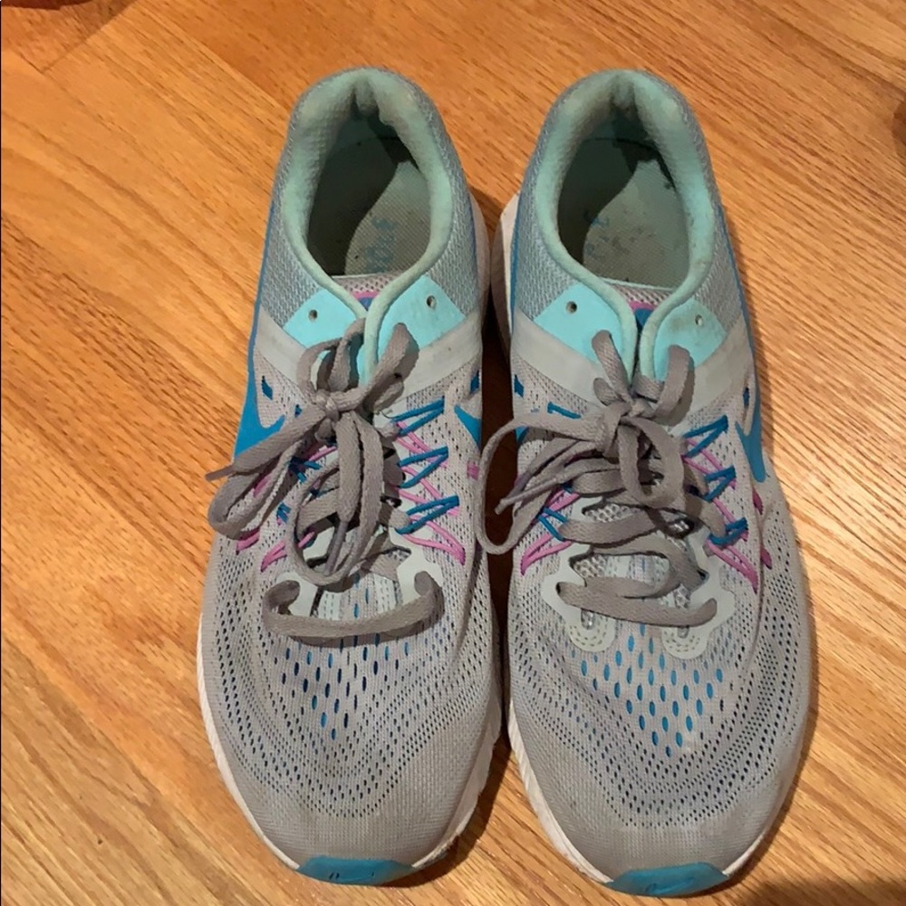 nike sneakers